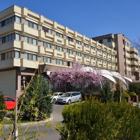 Aparthotel Danube กาลาจิ ภายนอก รูปภาพ