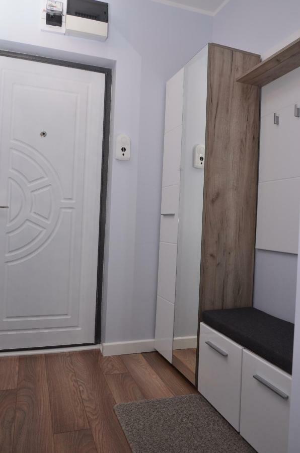 Aparthotel Danube กาลาจิ ภายนอก รูปภาพ